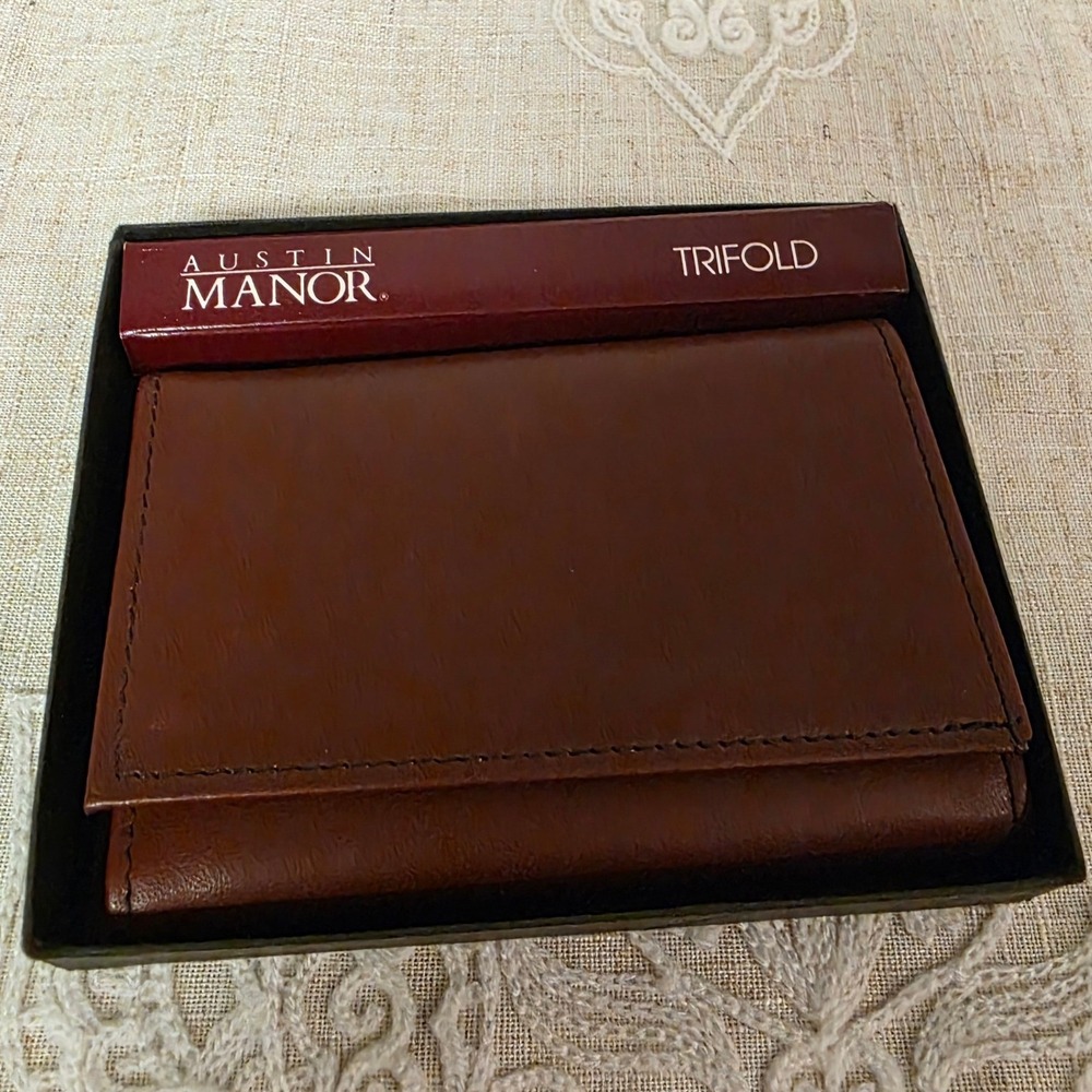 1990s Austin Manor Classic Men's Trifold Brown Leather Wallet, NIB